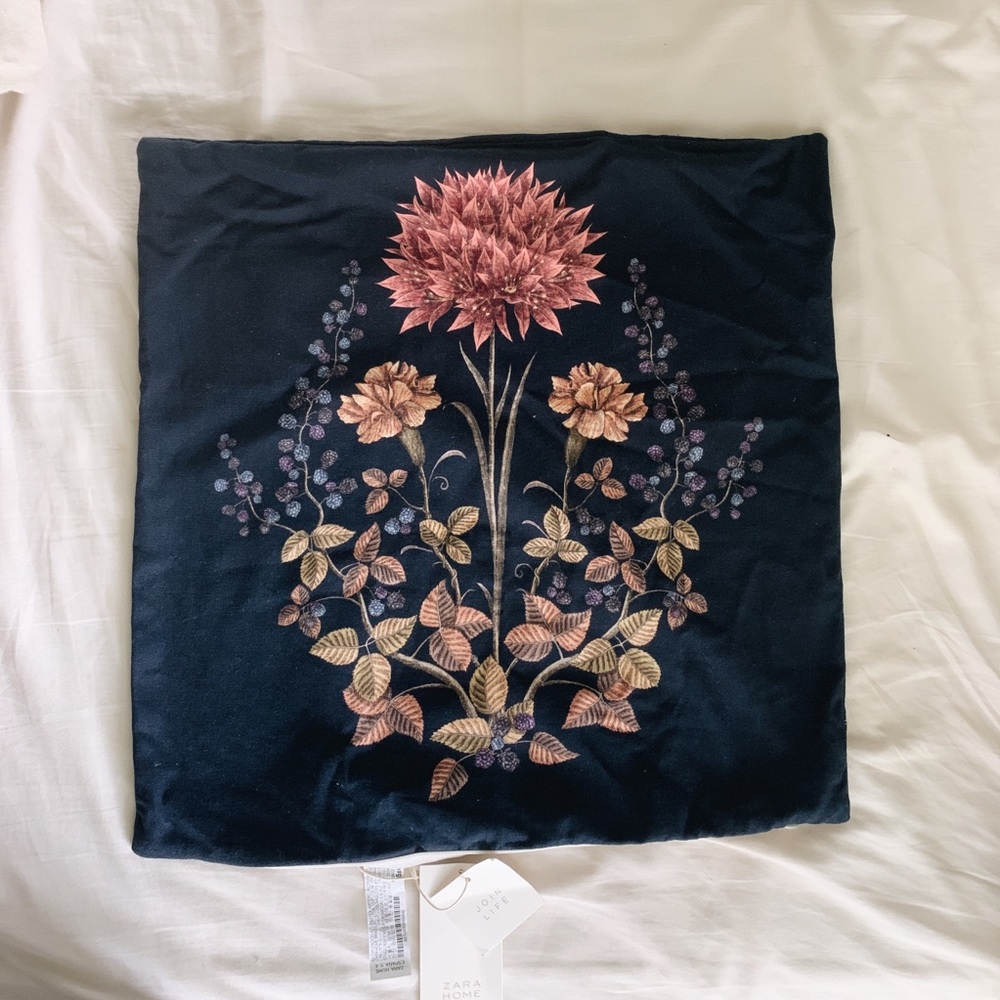 Zara Home Throw pillow case